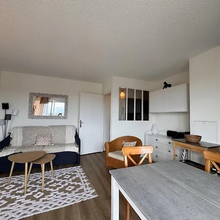 Apartment Proche - 2 Pieces Balcon Au Sud