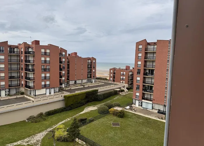 Proche - 2 Pieces Balcon Au Sud *